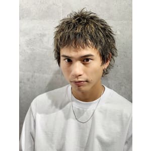 メンズヘア整形スパイラルパーマ波巻きツイストメンズパーマ髪型