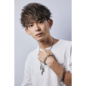 メンズヘア整形スパイラルパーマ波巻きツイストメンズパーマ髪型