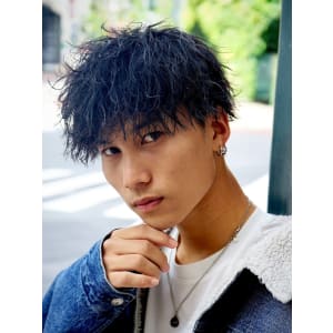 メンズヘア整形スパイラルパーマ波巻きツイストメンズパーマ髪型