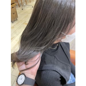 [Neolive kuta] ダークグレージュ[町田] - Neolive kuta 町田店【ネオリーブ クタ マチダテン】掲載中