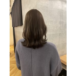 ＊ LOREN ＊30代4代にも人気！似合わせ大人小顔ミディ