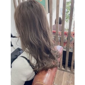 hair make amphi×ロング - hair make amphi【ヘヤメイクアンフィ】掲載中
