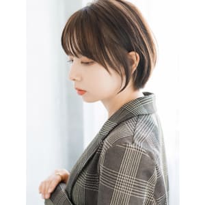 【BALMY なんば】丸みショートボブ