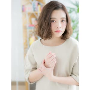 ベージュカラーで大人なワンレンボブ - 仙台 美容室 loki 髪質改善 個室サロン4月 OPEN【センダイビヨウシツロキ カミシツカイゼン コシツサロン】掲載中