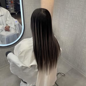 スモーキーグレー×1A - Lanisis Hair【ラニシス ヘアー】掲載中