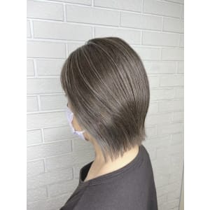 コントラストハイライト×グレー - savon hair design casa+【サボンヘアデザインカーサ】掲載中