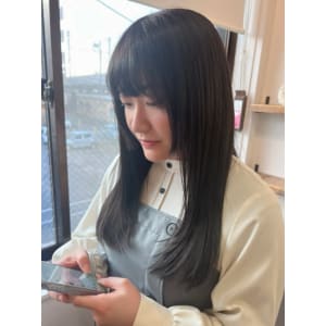 レイヤーカットと暗髪 - SHEER emu 新越谷店【シアエミューシンコシガヤ】掲載中