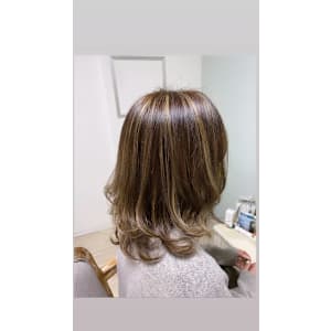 Lea_ヘアスタイル