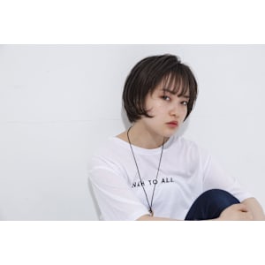 カジュアルショートボブ