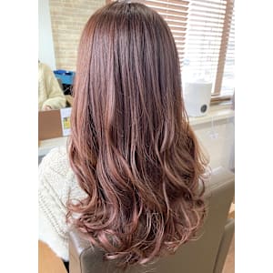 ピンクベージュ イルミナカラー ハイライトカラー