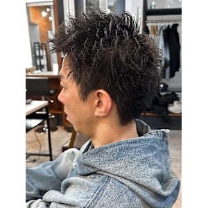 【IRIE 赤坂】スパイキーショートパーマ