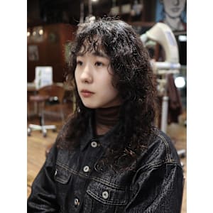 ロング×カーリーヘアしっかり目ウェーブ［恵比寿／スパイラル］