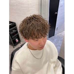 収まる！波巻きパーマ×マッシュ