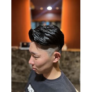 銀座　ビジネスカットコース　〈理容室〉