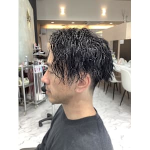 ツイストスパイラルパーマ - HEARTS hair's五日市店【ハーツヘアーズイツカイチテン】掲載中