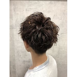 Blossom《髪質改善/縮毛矯正/ケアブリーチ/艶カラー》