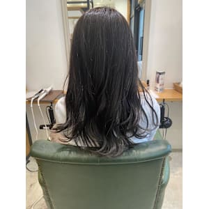 アッシュグレー