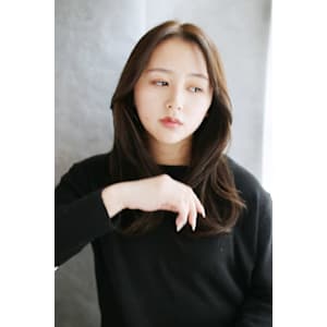 20代30代40代　韓国くびれレイヤーエモージュ