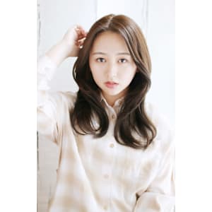 20代30代40代　韓国くびれレイヤーエモージュ