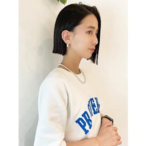 切りっぱなしボブ　アッシュブラック　ミニボブ