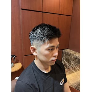 銀座　理容室　スキンフェード　