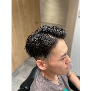 スキンフェード×ツイストスパイラル