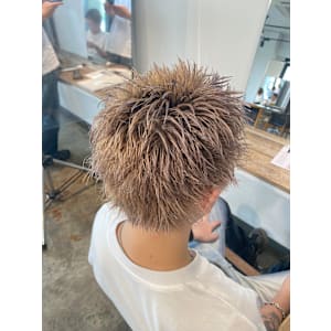 スパイキーショート