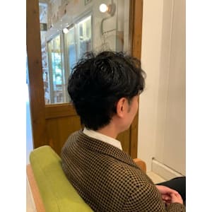 ショート×ふんわりパーマ