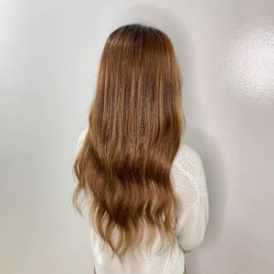 ベージュブラウン