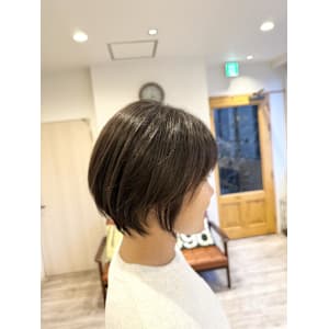 スッキリショートボブ