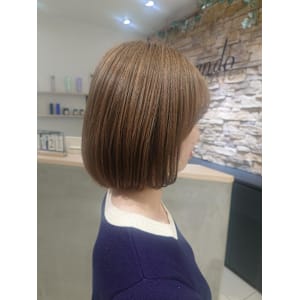 ミルクティーカラー