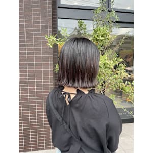 ♪パツッとボブ♪