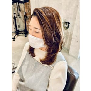 セミロングレイヤー - ATENA AVEDA 広島三越店【アテナ アヴェダ ヒロシマミツコシテン】掲載中