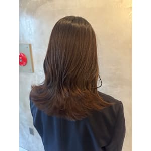 レイヤーカット ブラウンカラー 大人ガーリー 韓国ヘア 池袋