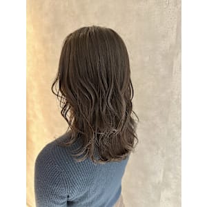 20代30代40代アッシュカラー透明感ナチュラル