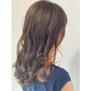 イヤリングカラー