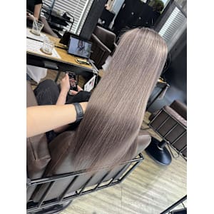 ミルクティーベージュ　グレージュ　ピンクベージュ　ピンク - ARCANA 明治神宮前 表参道 原宿【アルカナ メイジジングウマエ オモテサンドウ ハラジュク】掲載中