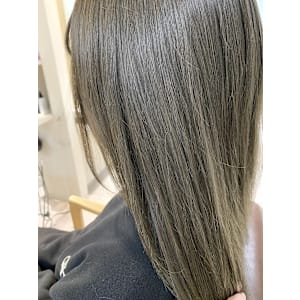 アッシュベージュ