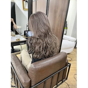 ミルクティーベージュ　グレージュ　ピンクベージュ　ピンク - ARCANA 明治神宮前 表参道 原宿【アルカナ メイジジングウマエ オモテサンドウ ハラジュク】掲載中