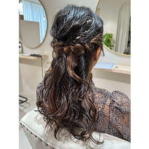  ROYロング/ふわふわハーフアップ・ヘアアレンジ
