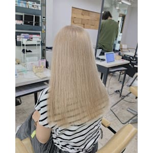 ホワイトベージュカラーブロンド成増地下鉄成増大山