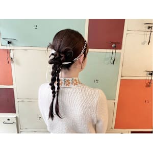 THE BEEHIVE DELUXE　ヘアセット