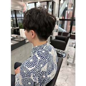 東銀座/アッシュ/ブラック/カルマパーマ/ベリーショート