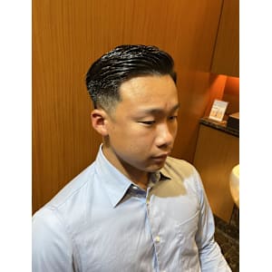 銀座　理容室　バーバースタイル　フェードカット