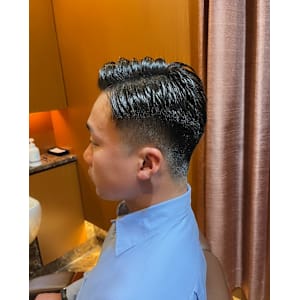 銀座　理容室　フェードカット　アイロンパーマ