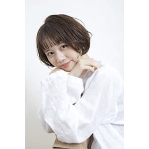 大人のミニボブ　まろやかベージュ