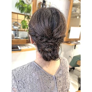 ROYセミロング/大人シニヨン・パーティーヘアアレンジ