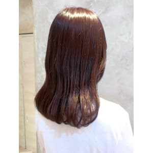 ピンクブラウン　セミロング　髪質改善　ナチュラルブラウン