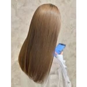 髪質改善ストレート　ダメージレスカラー　ミルクティーアッシュ