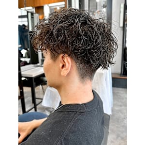 【IRIE 赤坂】波巻きスパイラルパーマ